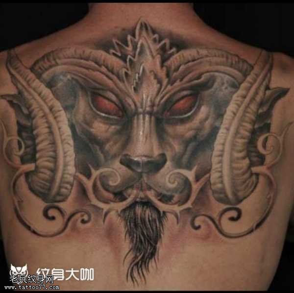 背部恶羊魔纹身图案