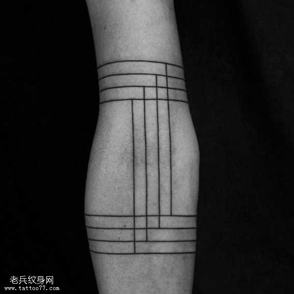 手臂线纹身图案