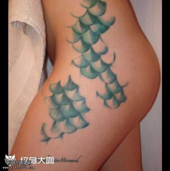 腿部鱼尾纹身图案