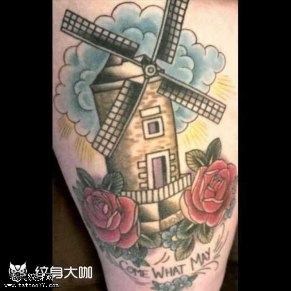 腿部风塔纹身图案