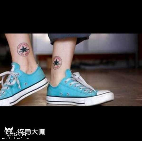 腿部星纹身图案