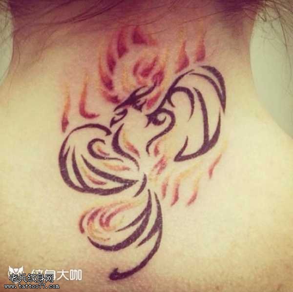 脖子凤凰火图腾纹身图案