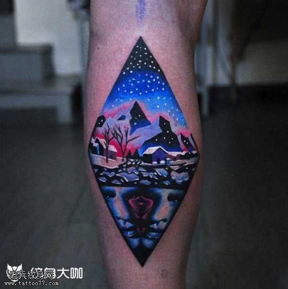 腿部雪山纹身图案