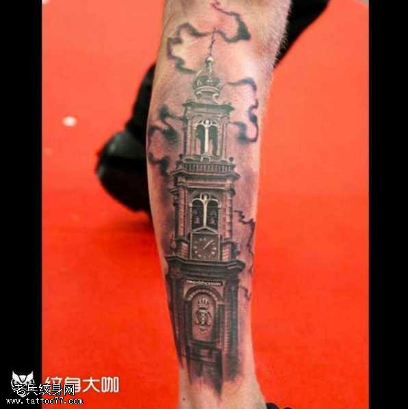 腿部灯塔纹身图案