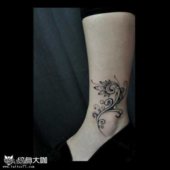 腿部花藤图腾纹身图案