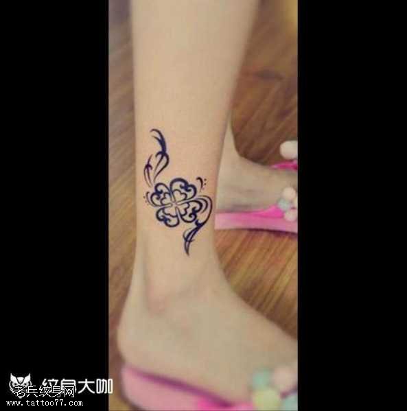腿部花朵图腾纹身图案