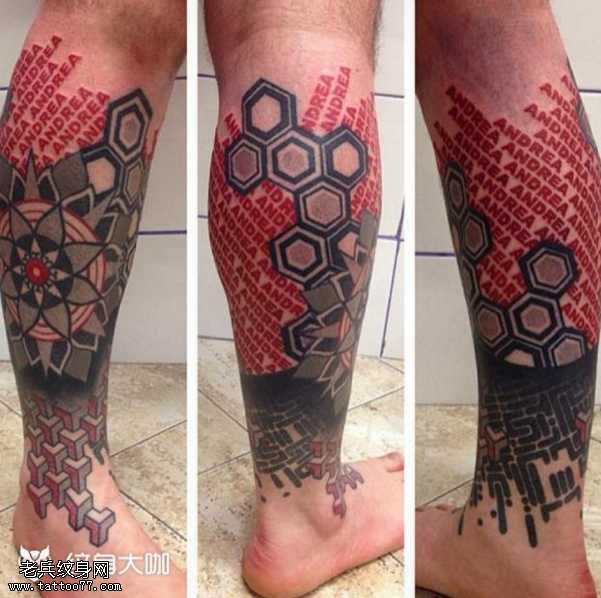 腿部抽象纹身图案