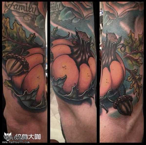腿部南瓜纹身图案