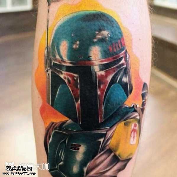 腿部帅气星战纹身图案