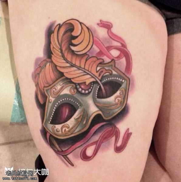 腿部面具纹身图案