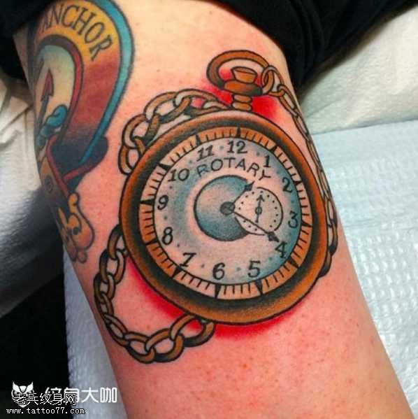 腿部表纹身图案