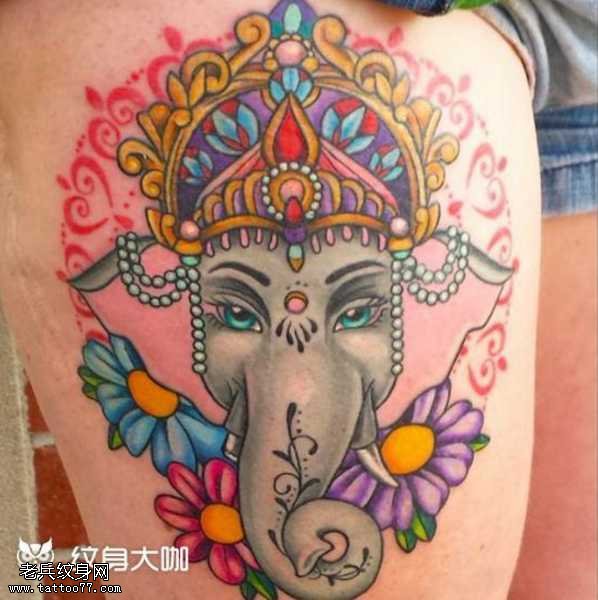 腿部象神纹身图案