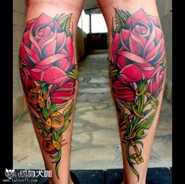 腿部玫瑰纹身图案