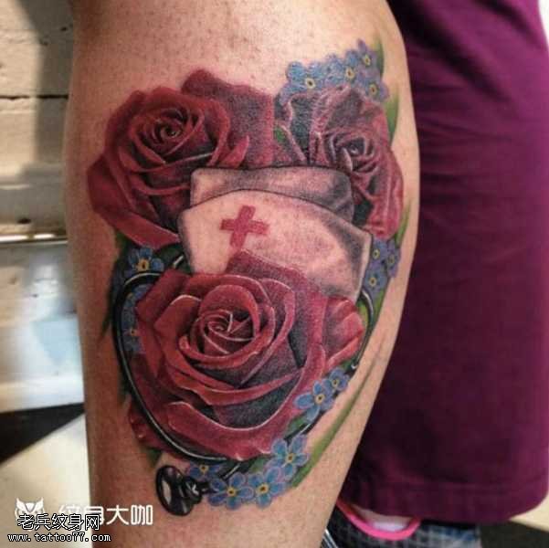 腿部玫瑰纹身图案