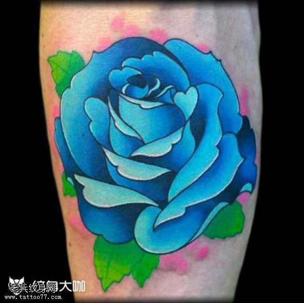 腿部蓝玫瑰纹身图案