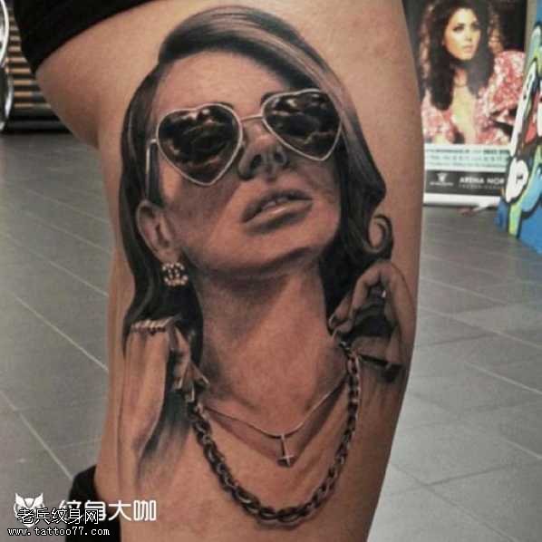 腿部美女纹身图案