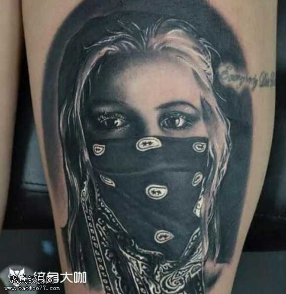腿部面具女人纹身图案