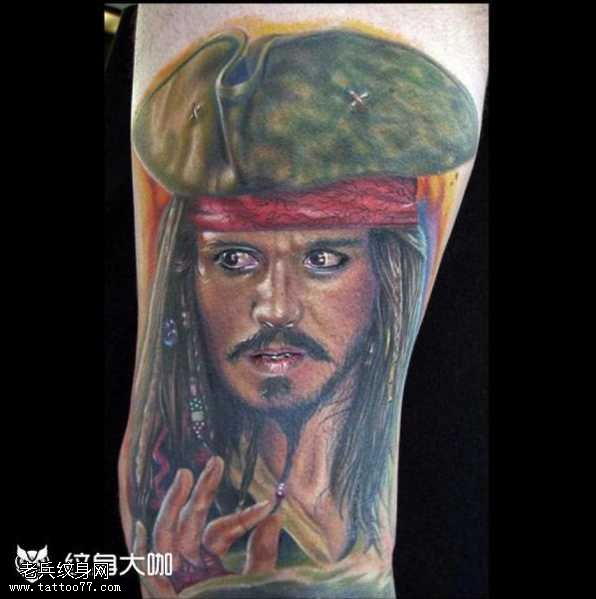 腿部海盗纹身图案