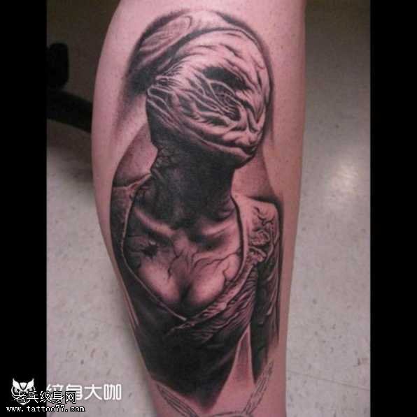 恶鬼护女纹身图案