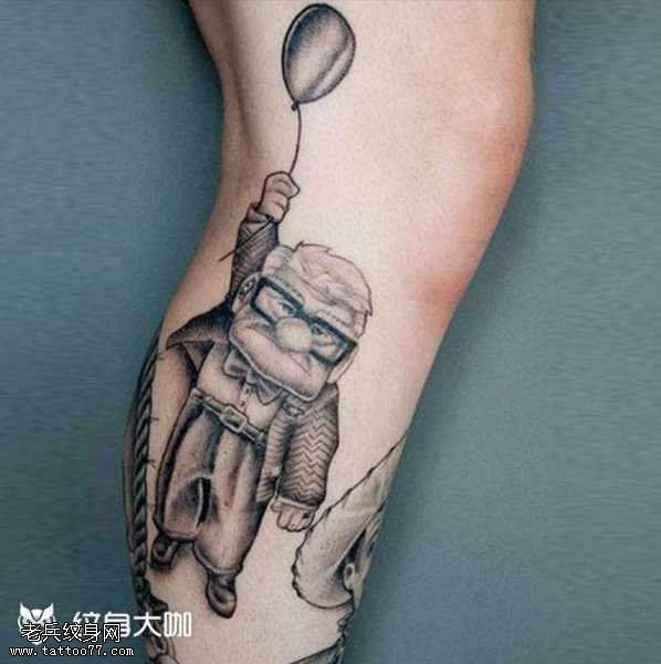 腿部老人纹身图案