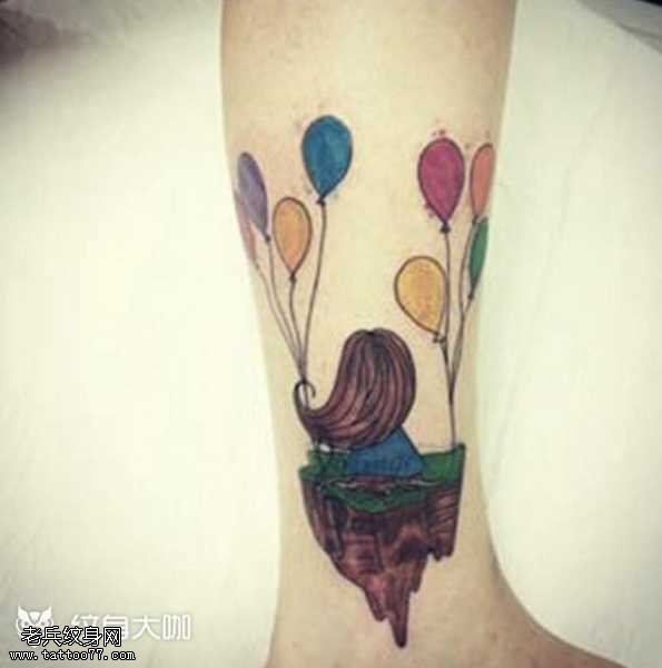 腿部小气球女孩纹身图案