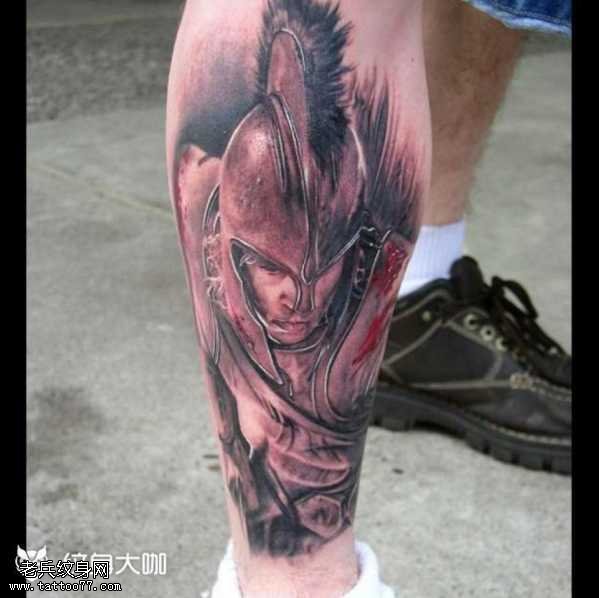 腿部罗马兵纹身图案