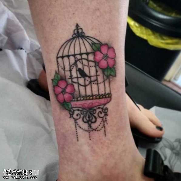 腿部鸟笼纹身图案