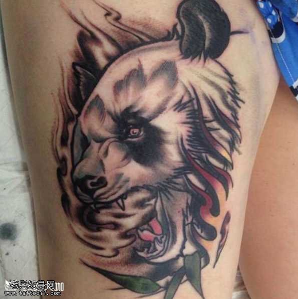 腿部熊猫纹身图案