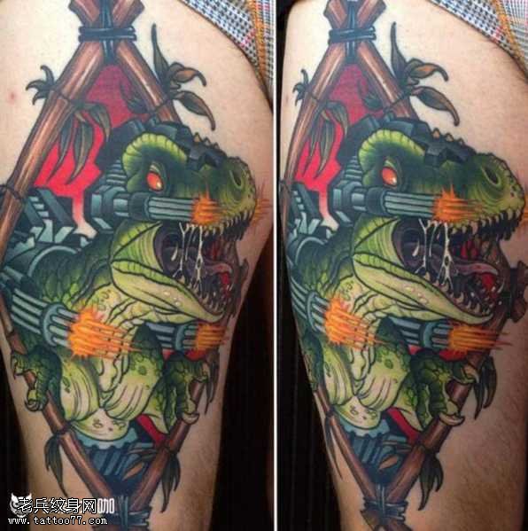 腿部恐龙机枪纹身图案