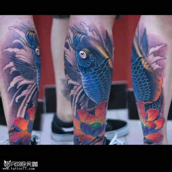 腿部黑鲤鱼纹身图案