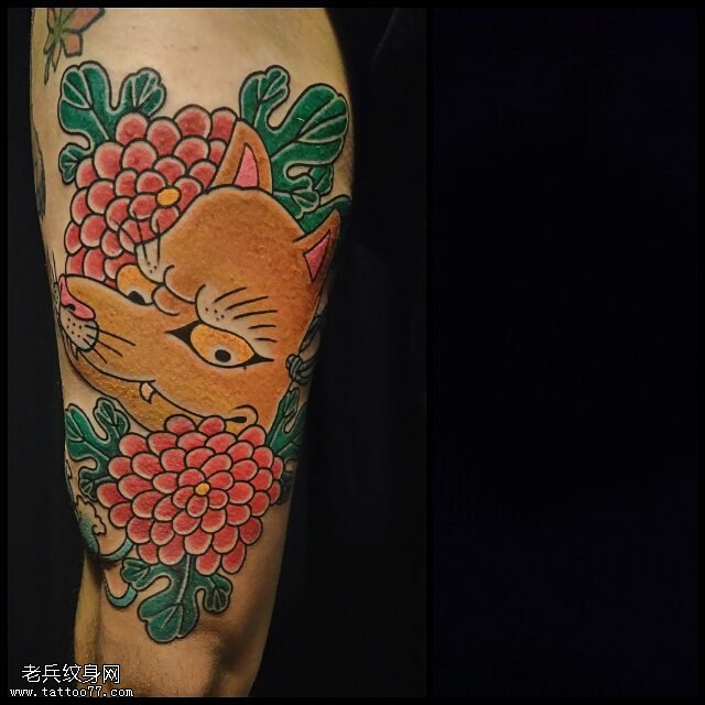 大腿狐狸纹身图案