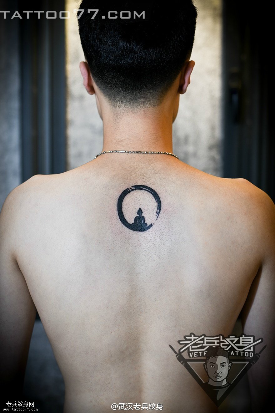 后颈部佛纹身图案作品