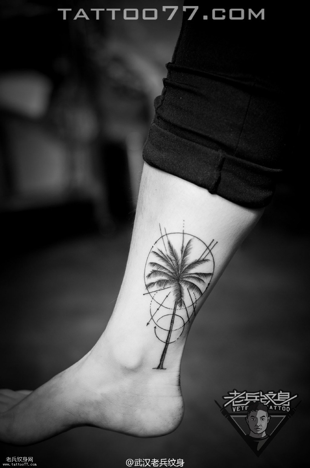 脚踝椰树纹身图案作品