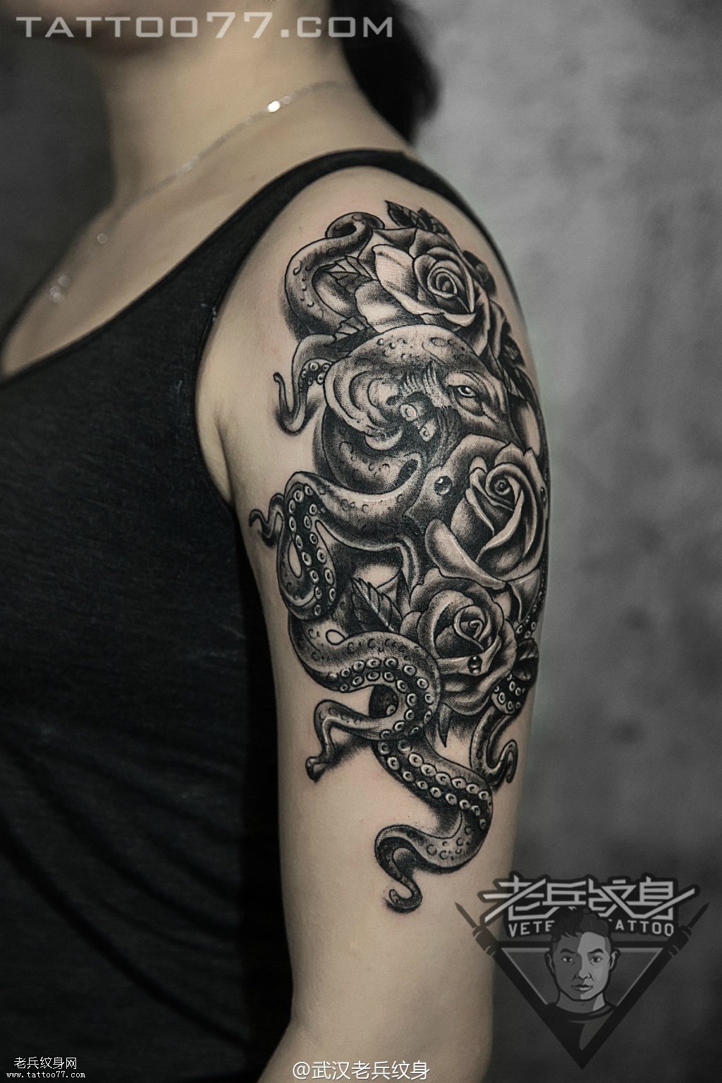 大臂八爪鱼玫瑰花纹身图案作品