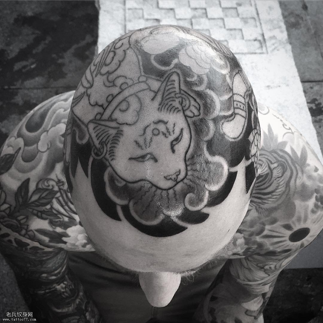 头部纹身猫纹身图案