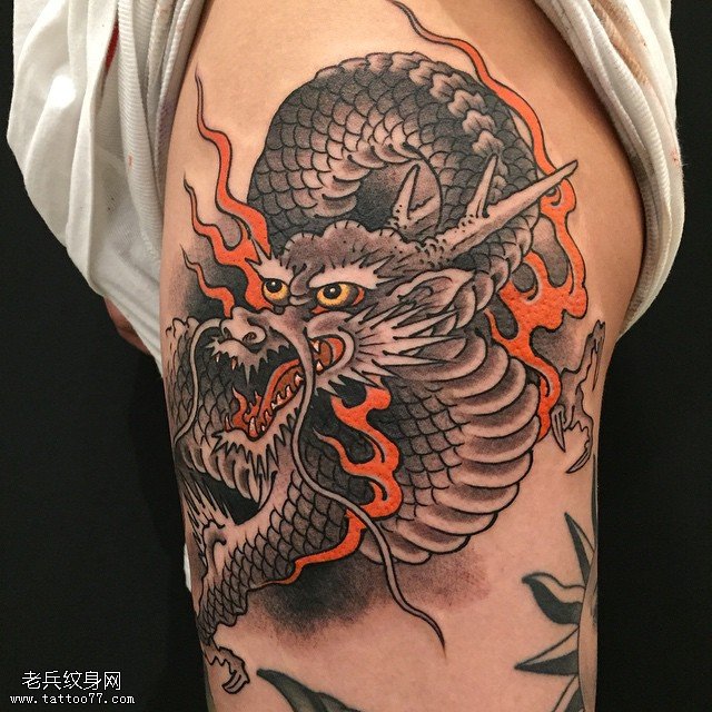 日式龙纹身图案