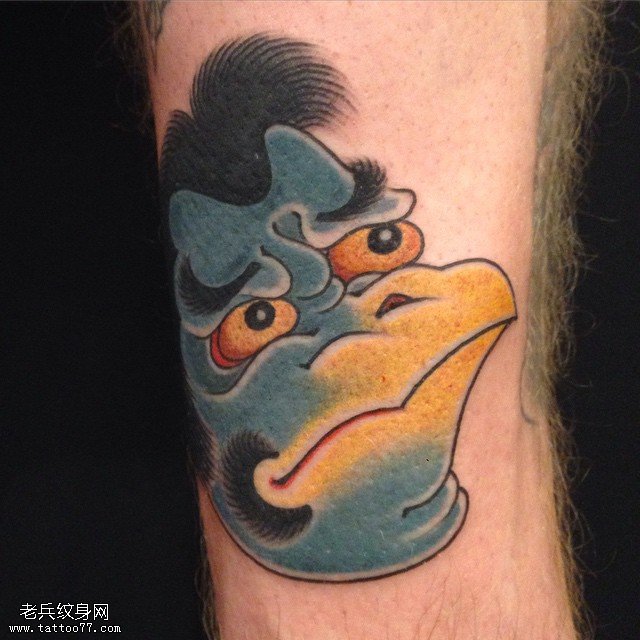 小腿乌天狗纹身图案