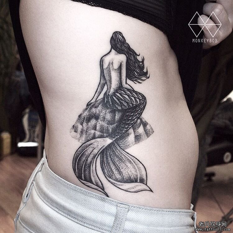侧腰美人鱼点刺tattoo纹身图案