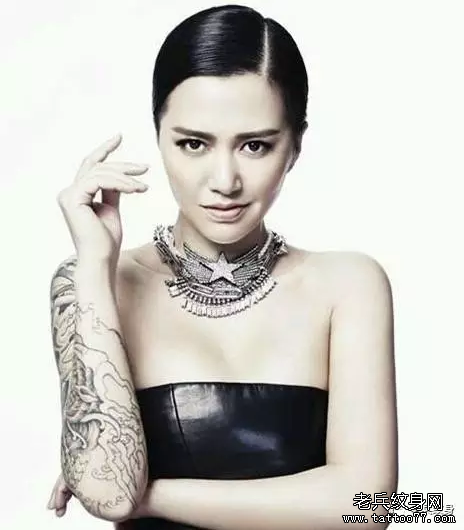 连她都有花臂，你还在等什么？