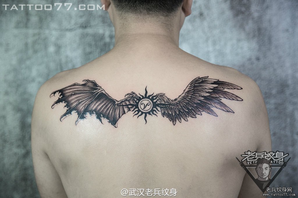 后背天使恶魔翅膀图腾太阳纹身图案作品