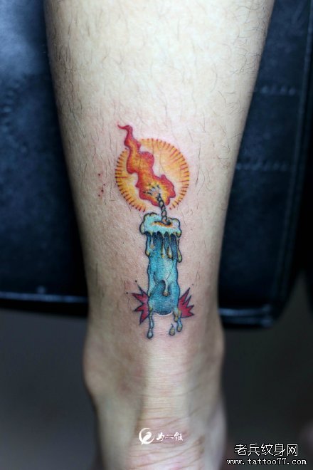 脚部欧美蜡烛纹身tattoo图案