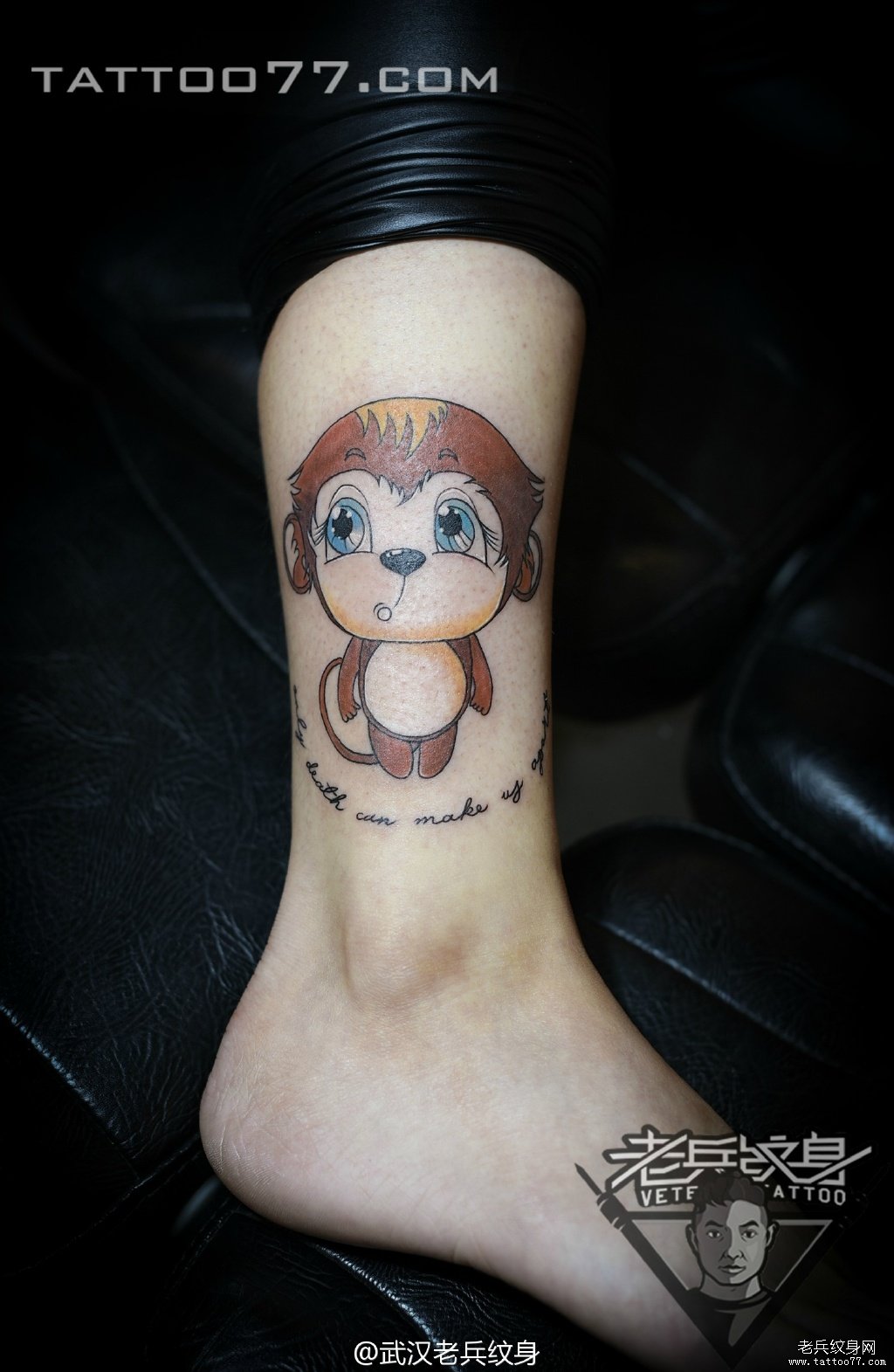 脚踝可爱猴子纹身图案作品