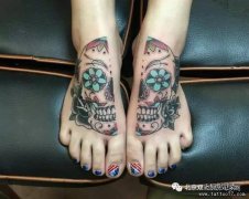 刺青可以让你足下生“辉”