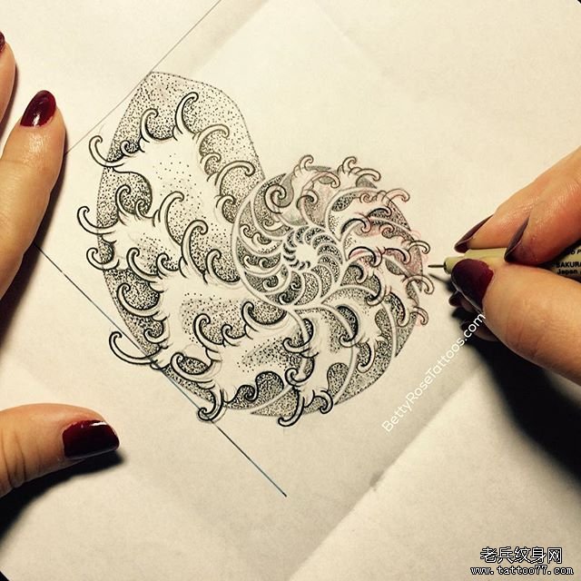 浪花点刺海螺纹身图案手稿