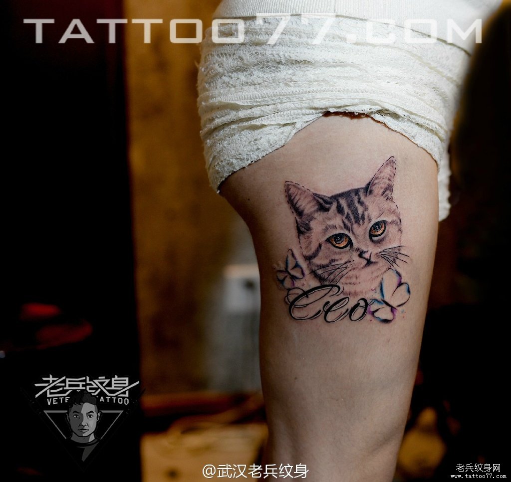 武汉女纹身师打造的大腿猫咪纹身图案作品
