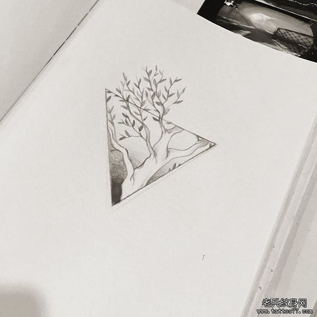 几何树木点刺线条纹身图案手稿
