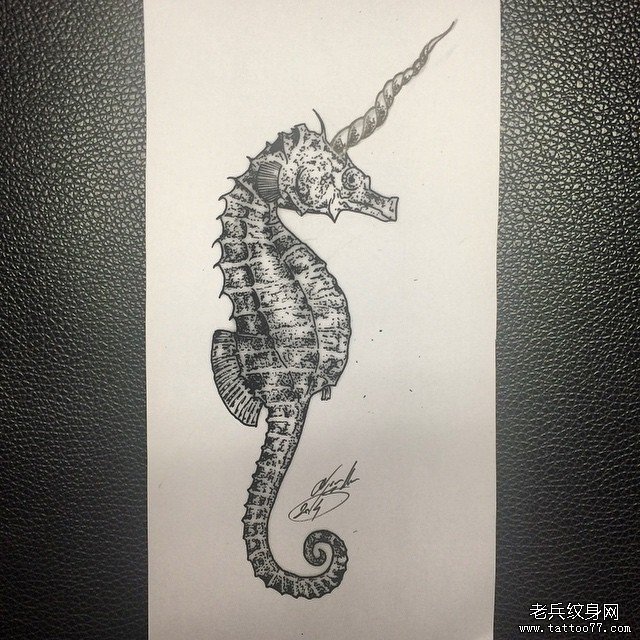 欧美school点刺海马纹身图案手稿