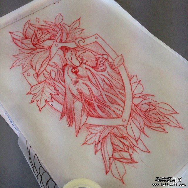 欧美狼头盾牌花卉纹身图案手稿