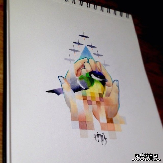 欧美彩色手鸟马赛克纹身图案手稿