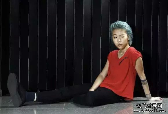 天王天后的爱女，一个只为喜欢而纹身的酷女孩！